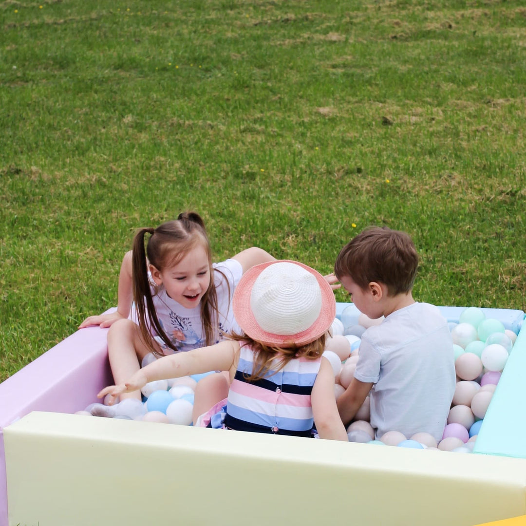 "Bubble magic" Ball Pit Rental