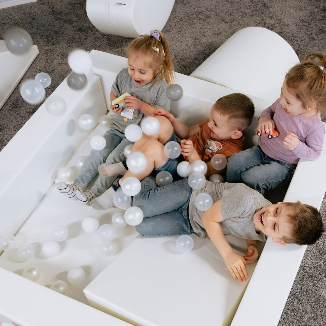 "Bubble magic" Ball Pit Rental