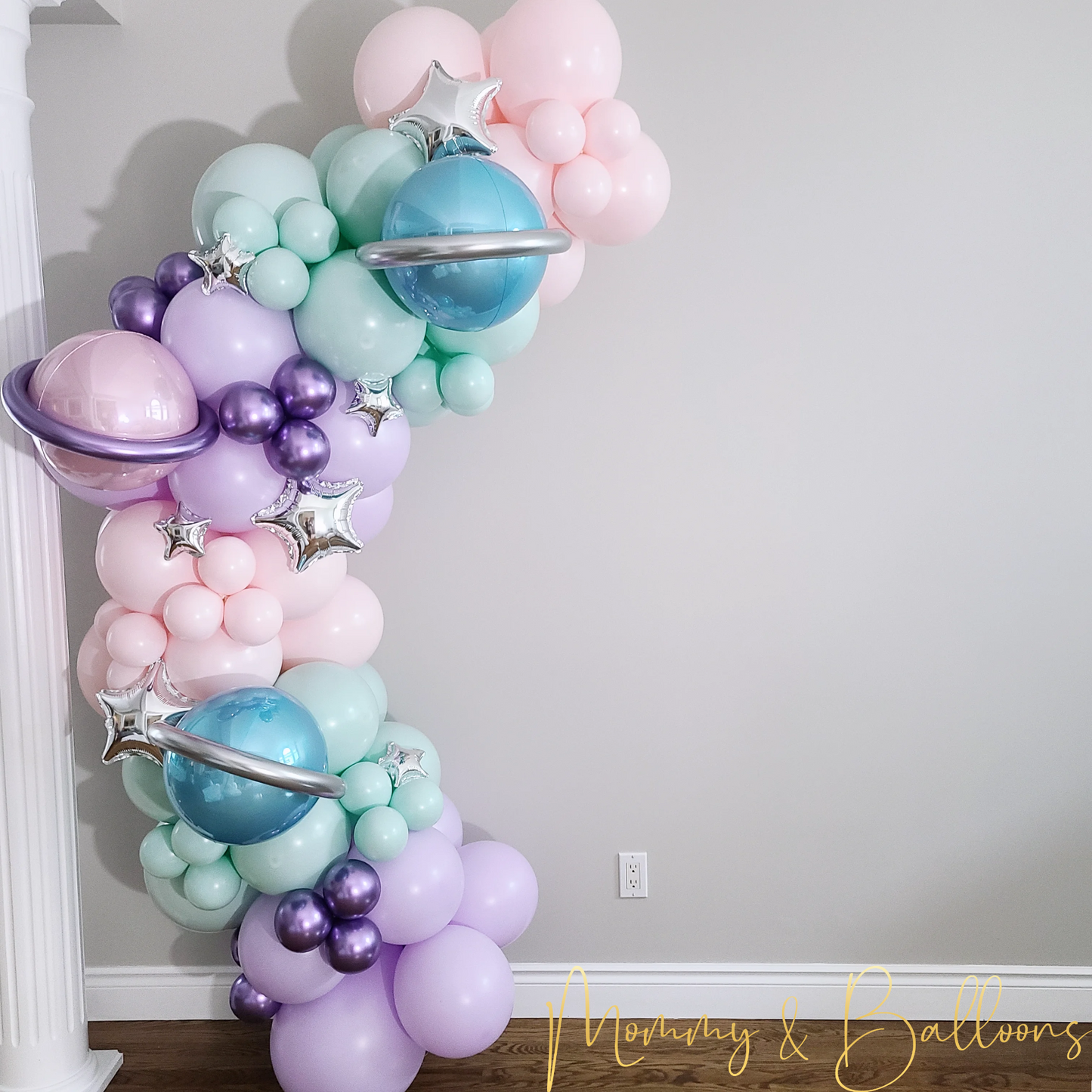 "Out of this world" Balloon Garland to Go