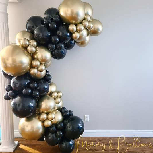 "Black and Gold" Garland to Go