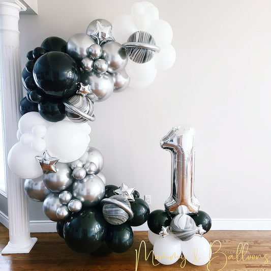 "Out of This World" Celebration Set
